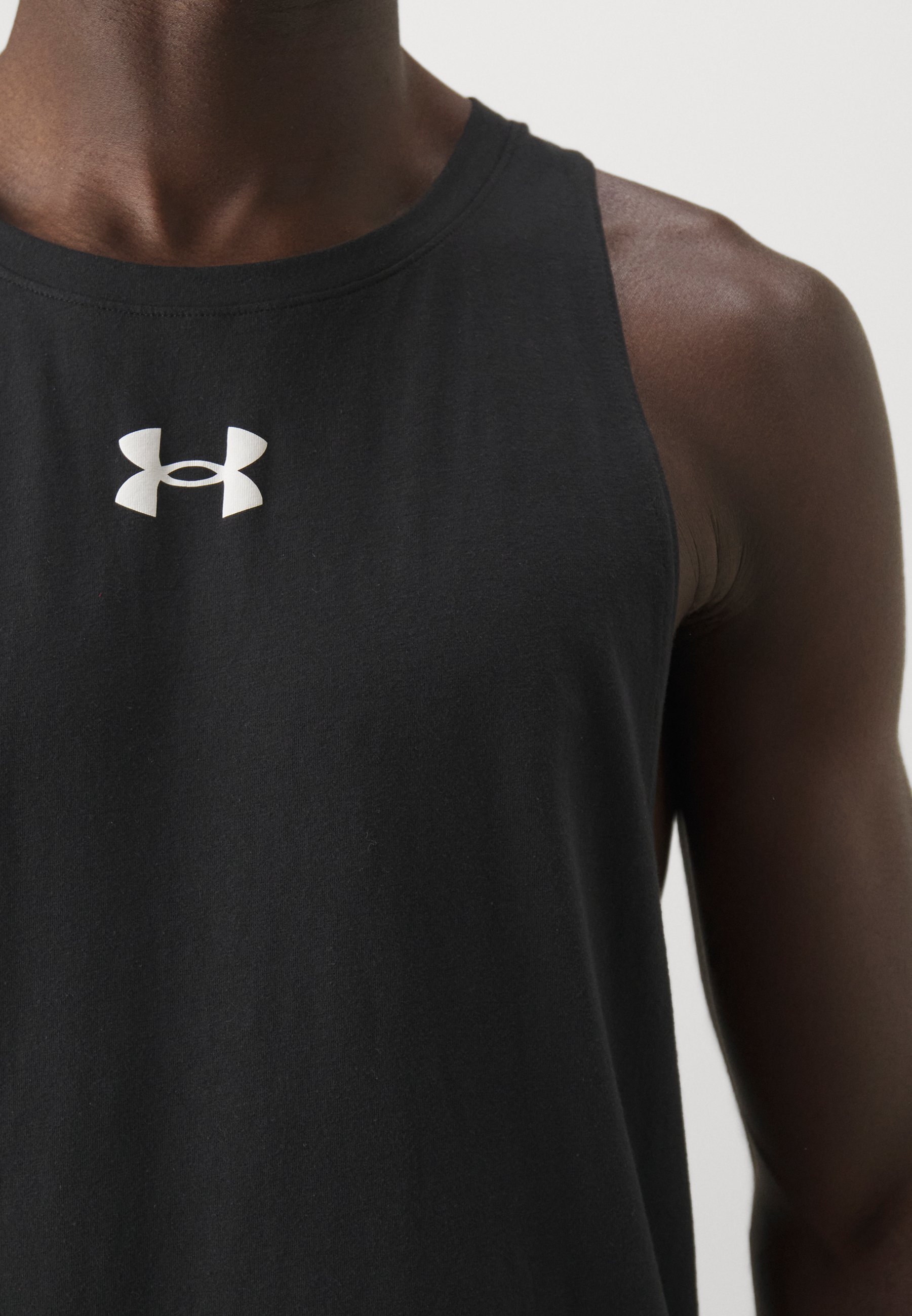 Under Armour ZONE - Topper - black/white