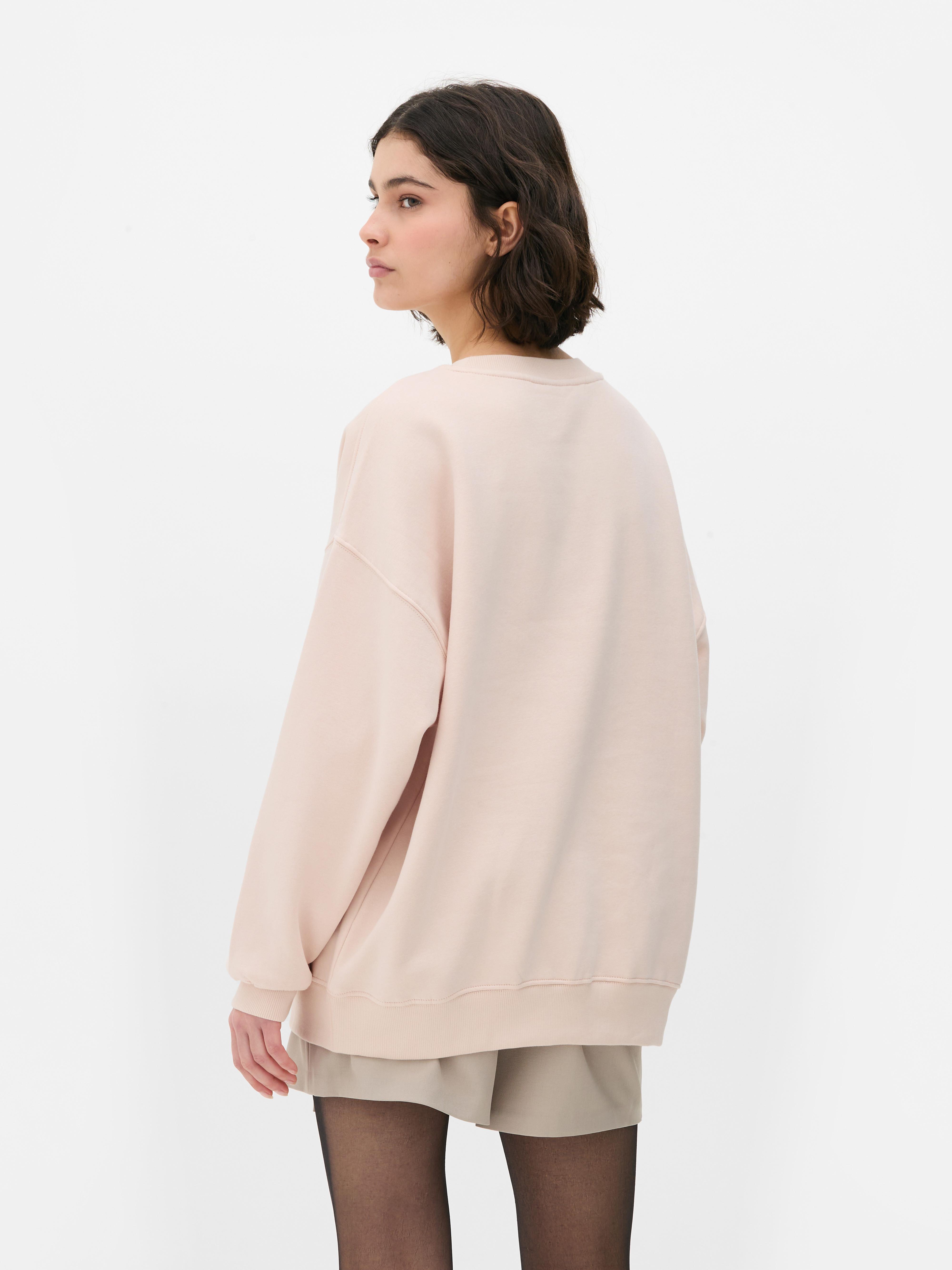Φούτερ με τυπωμένο oversized σχέδιο Αυτό το φούτερ με εντυπωσιακό σχέδιο μπροστά και πίσω είναι ιδανικό για ευέλικτο στυλ