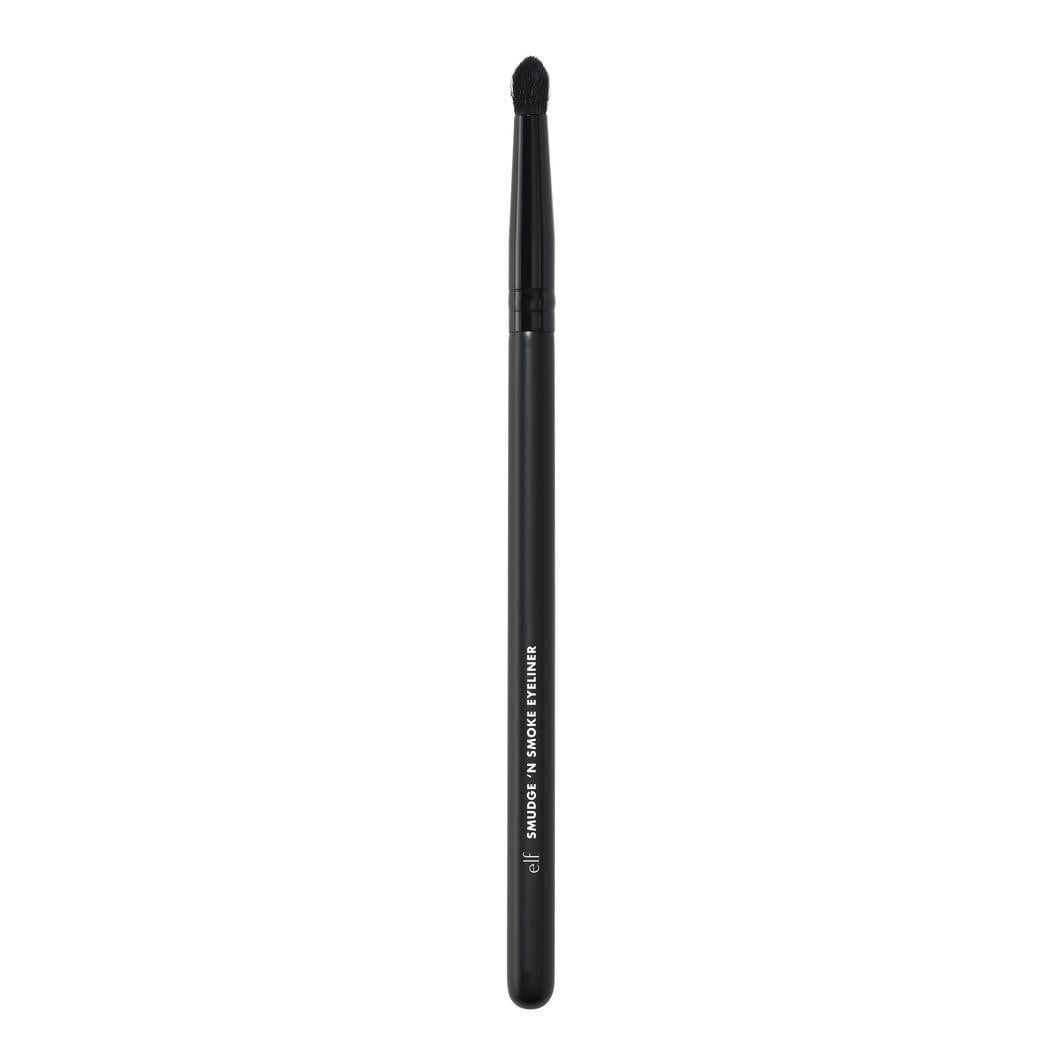 Brocha para delineador de ojos Smudge 'n Smoke de elf Cosmetics - 5,8 g