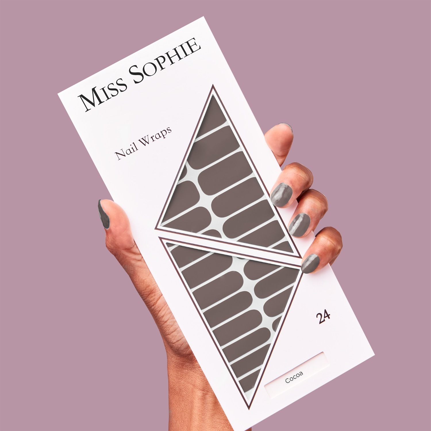 Dizajn noktiju Miss Sophie u boji kakaa - 1 komad