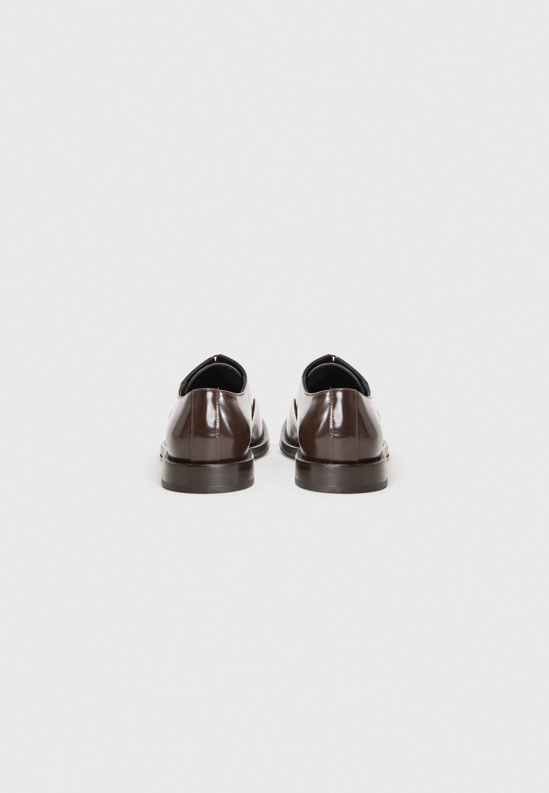 Scarpe stringate eleganti MOSCHINO - marrone scuro