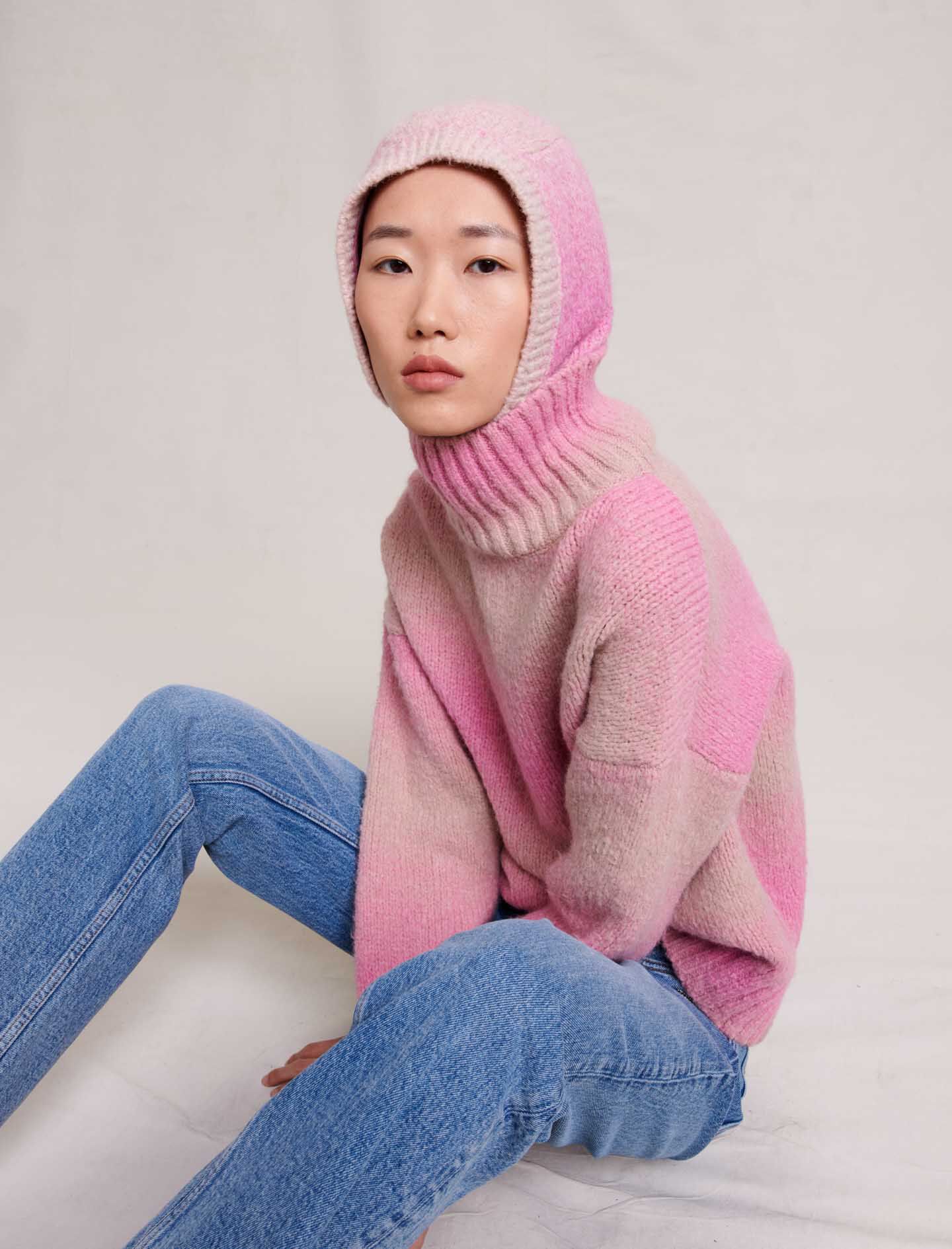 Pulover tricotat cu model ombre - Roz