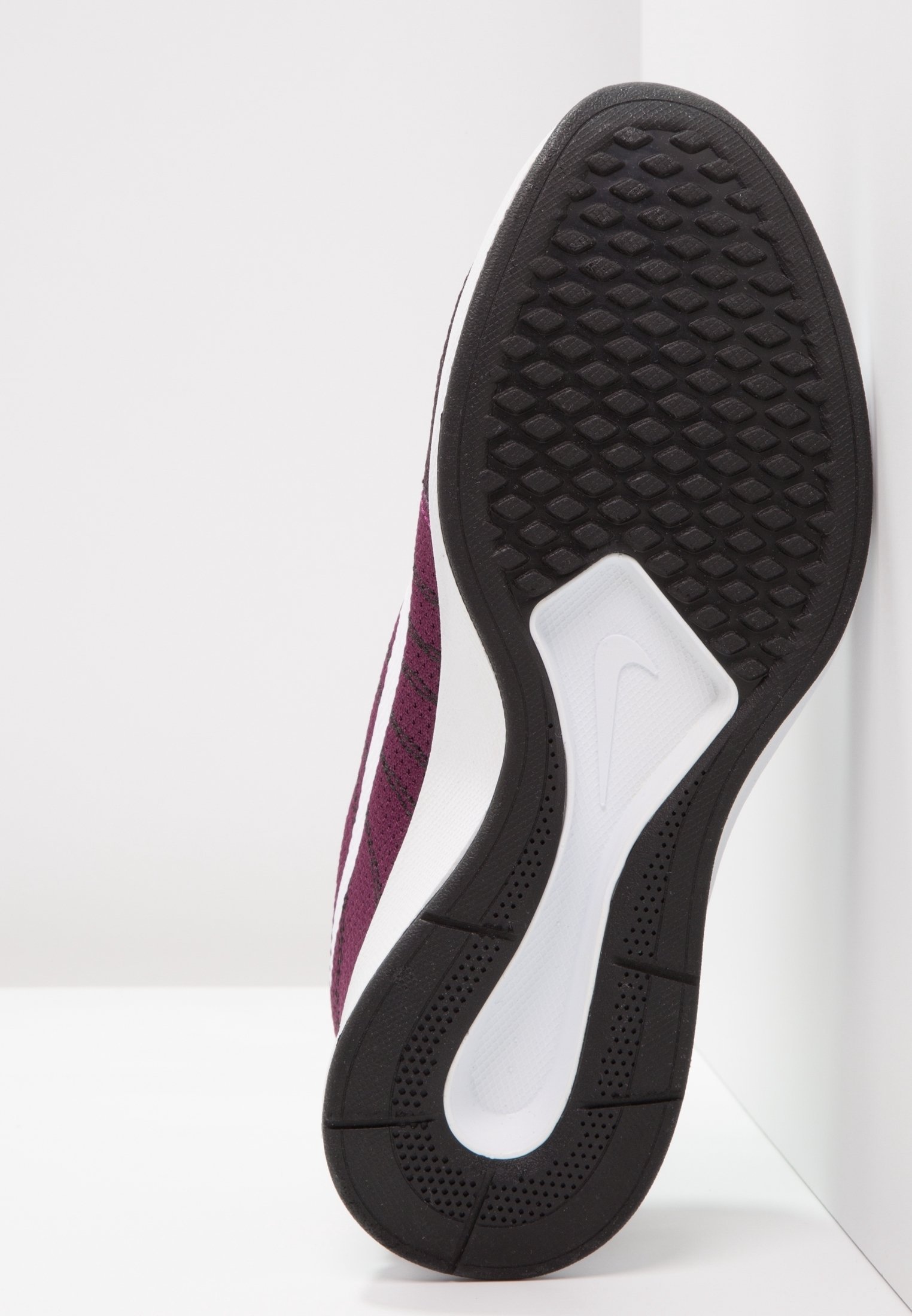 Nike Sportswear Sneaker – Bordeaux