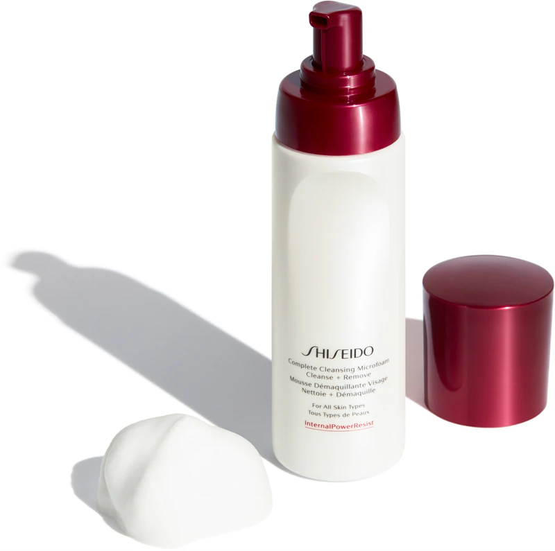 Мікропінка для повного очищення шкіри Shiseido Generic Skincare