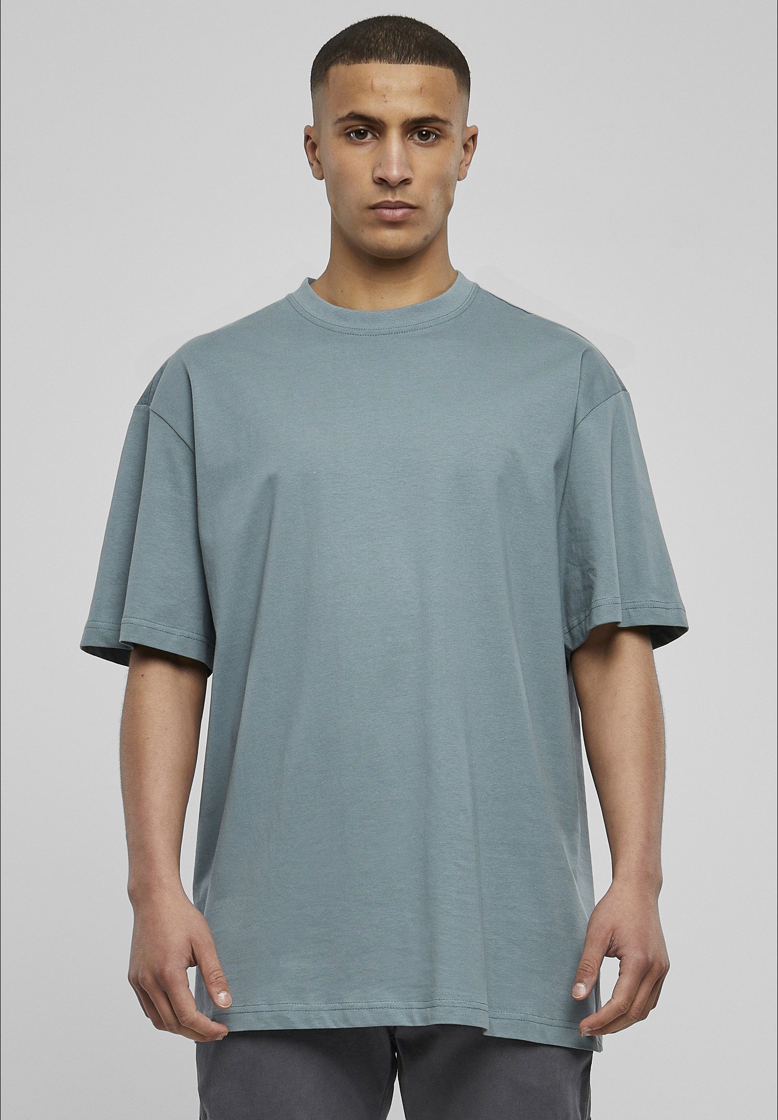 Camiseta básica Urban Classics TALL TEE - Azul acinzentado