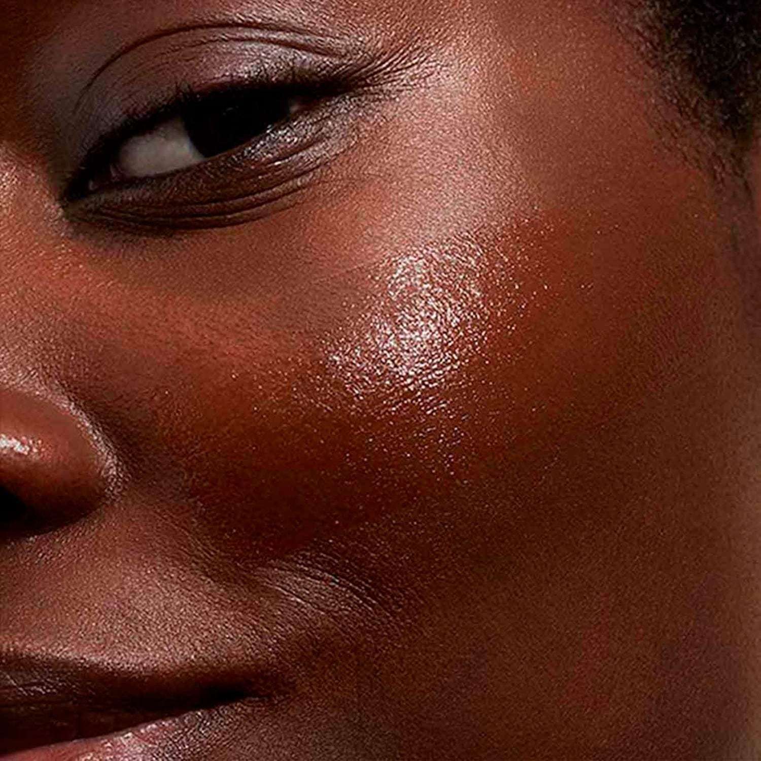 Clarins Sonnenschutzstift Unsichtbarer Sonnenschutz Hoher Schutz LSF 50 - 17 g