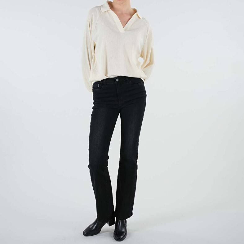 Beige bluse for kvinner