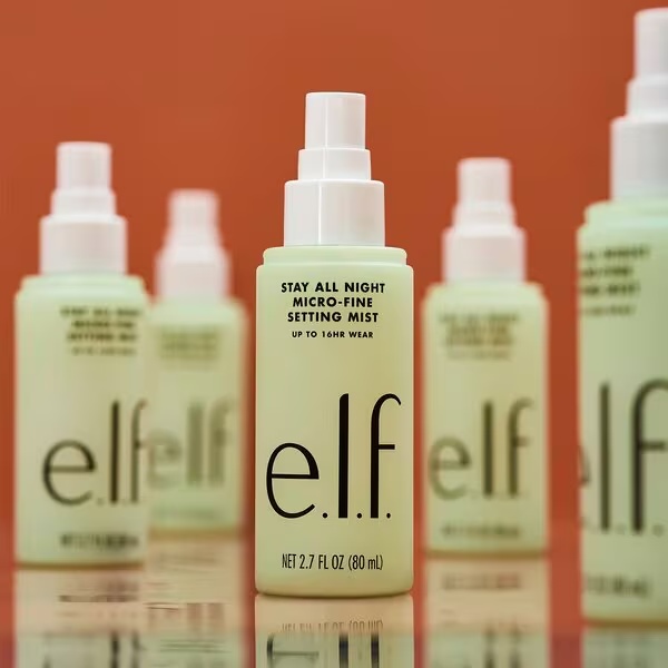 elf Stay All Night Mikrojemná fixačná hmla<br>80ml