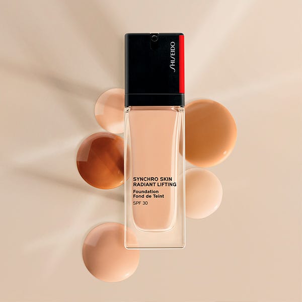 Synchro Skin Radiant Lifting Foundation SPF30