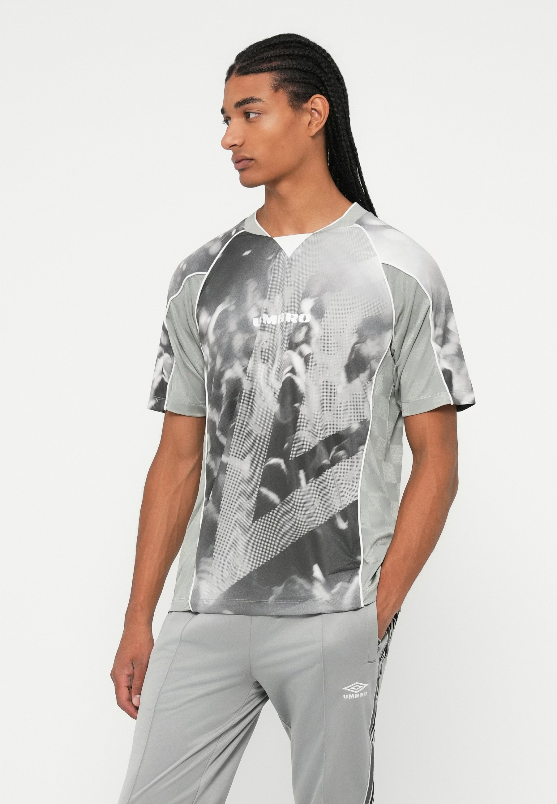 Umbro PANELLED UNISEX - Print-T-Shirt - Harbor Mist