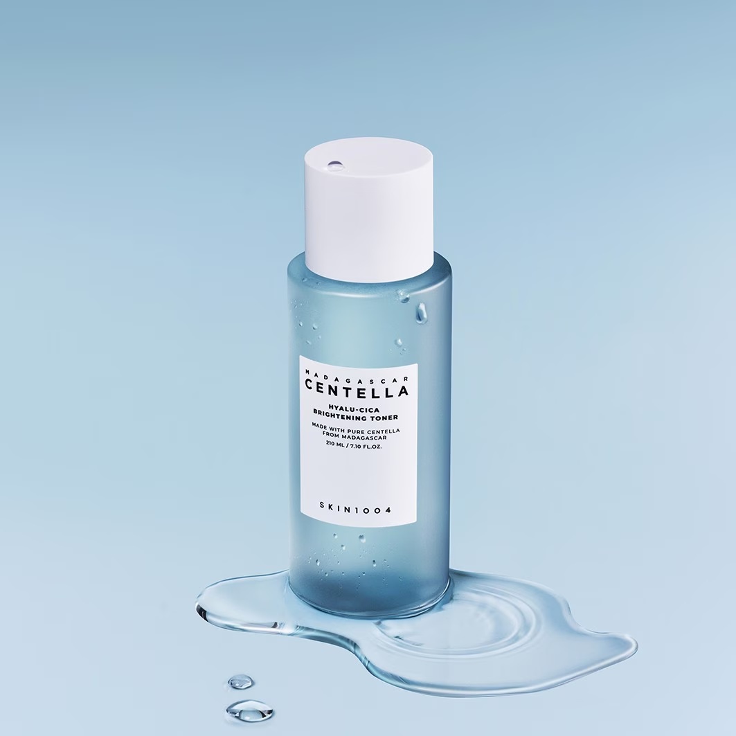 SKIN1004 Madagascar Centella Hyalu-Cica šviesinantis tonikas 210 ml