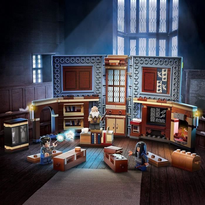 Jeu de construction - LEGO - 76385 - Harry Potter - Cours de sortilèges - Mallette de voyage