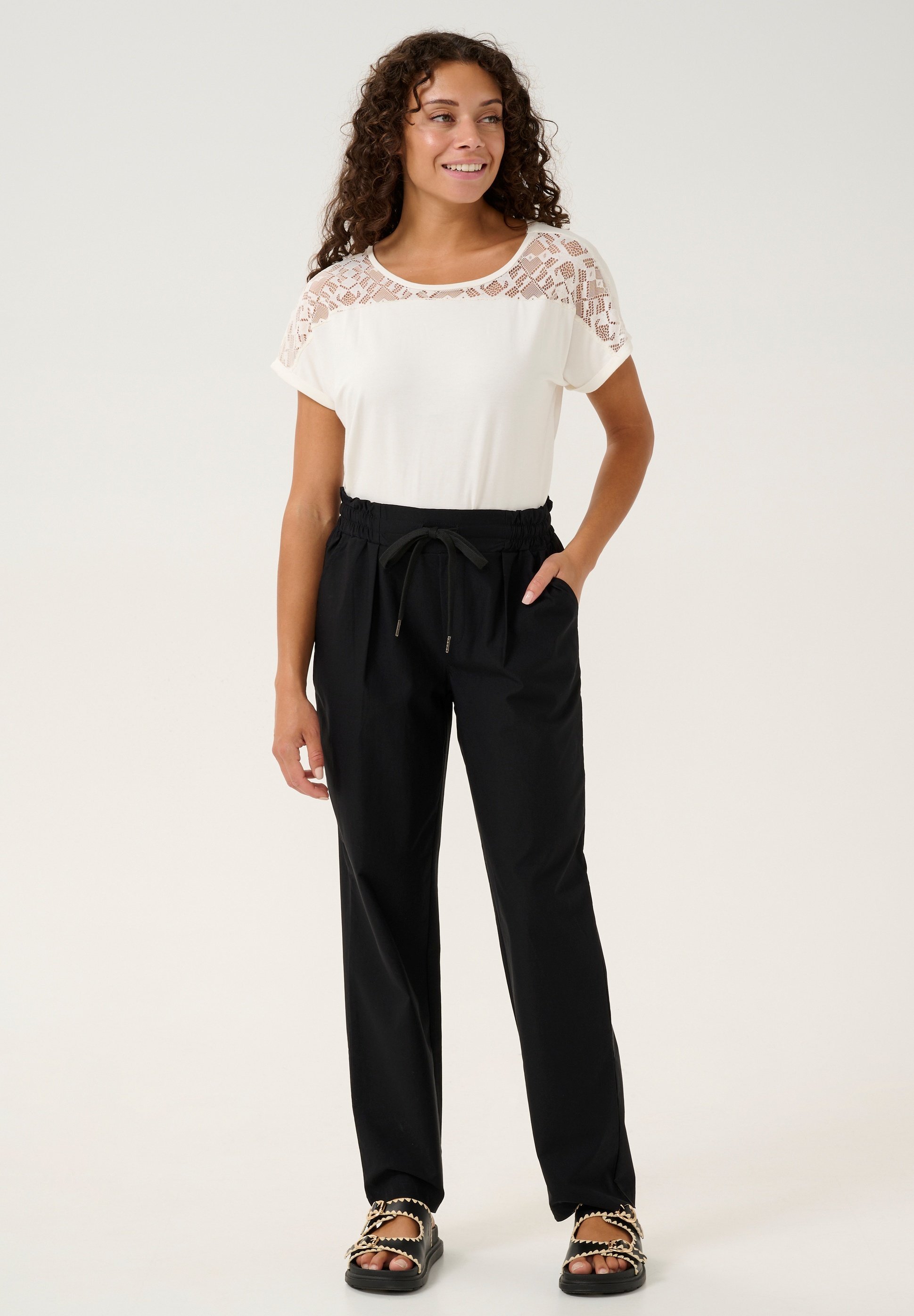 Crème TESS - Pantalon - noir profond
