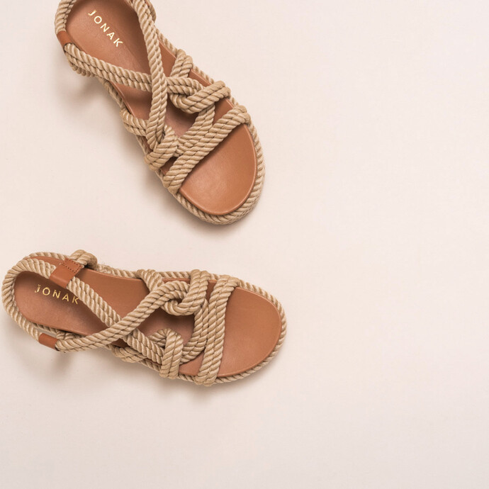 Sandales à brides entrecroisées  en corde beige