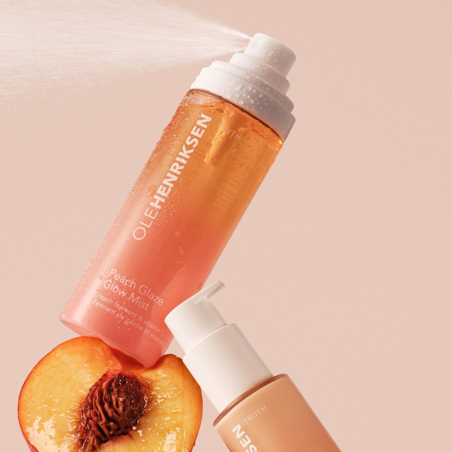 Ole Henriksen eterinio aliejaus „Peach Shine Glow Spray“ purškiklis – 80 ml