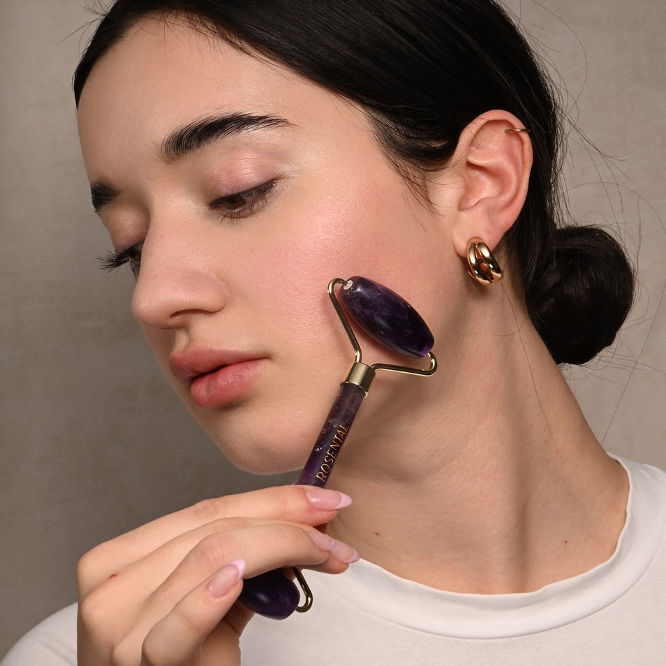 Rosental Organics masažer za lice Jade Roller Ametistni valjak – 1 kom