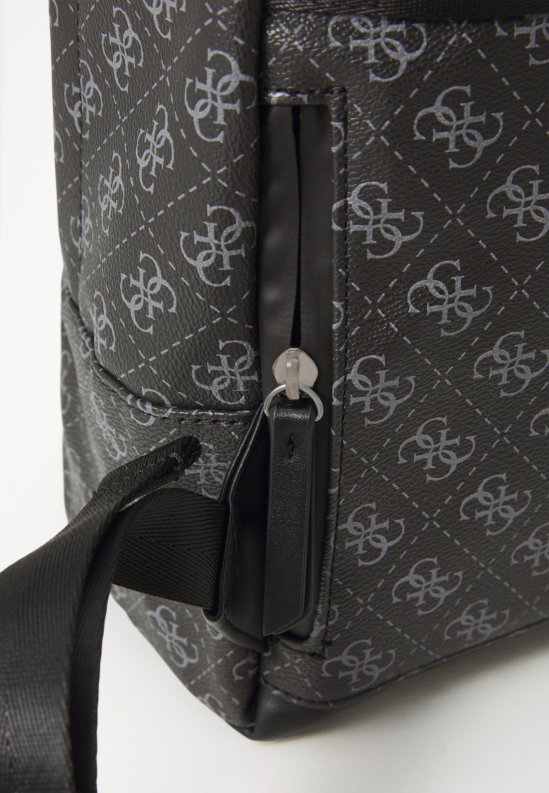 Guess MILANO COMPACT RUGZAK - Rugzak - donkerzwart