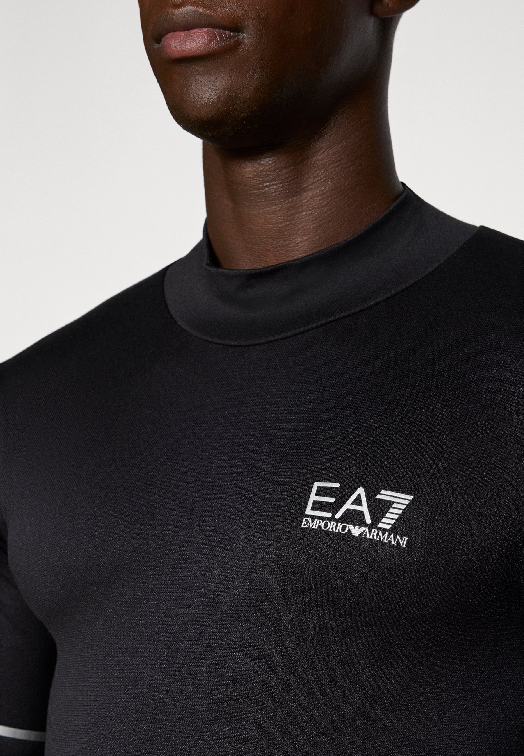 EA7 Emporio Armani Maglia a maniche lunghe - nera