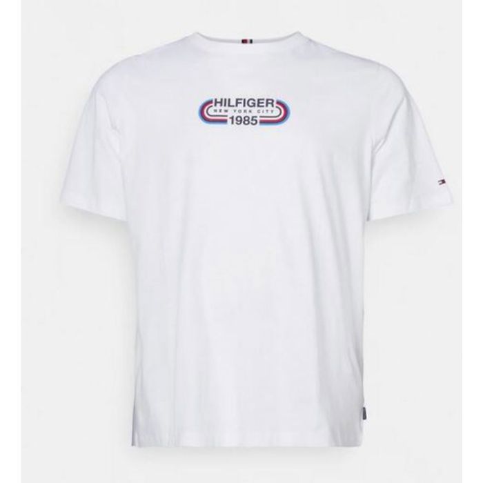 Camiseta Tommy Hilfiger para hombre, estampado deportivo, corte regular, color blanco.
