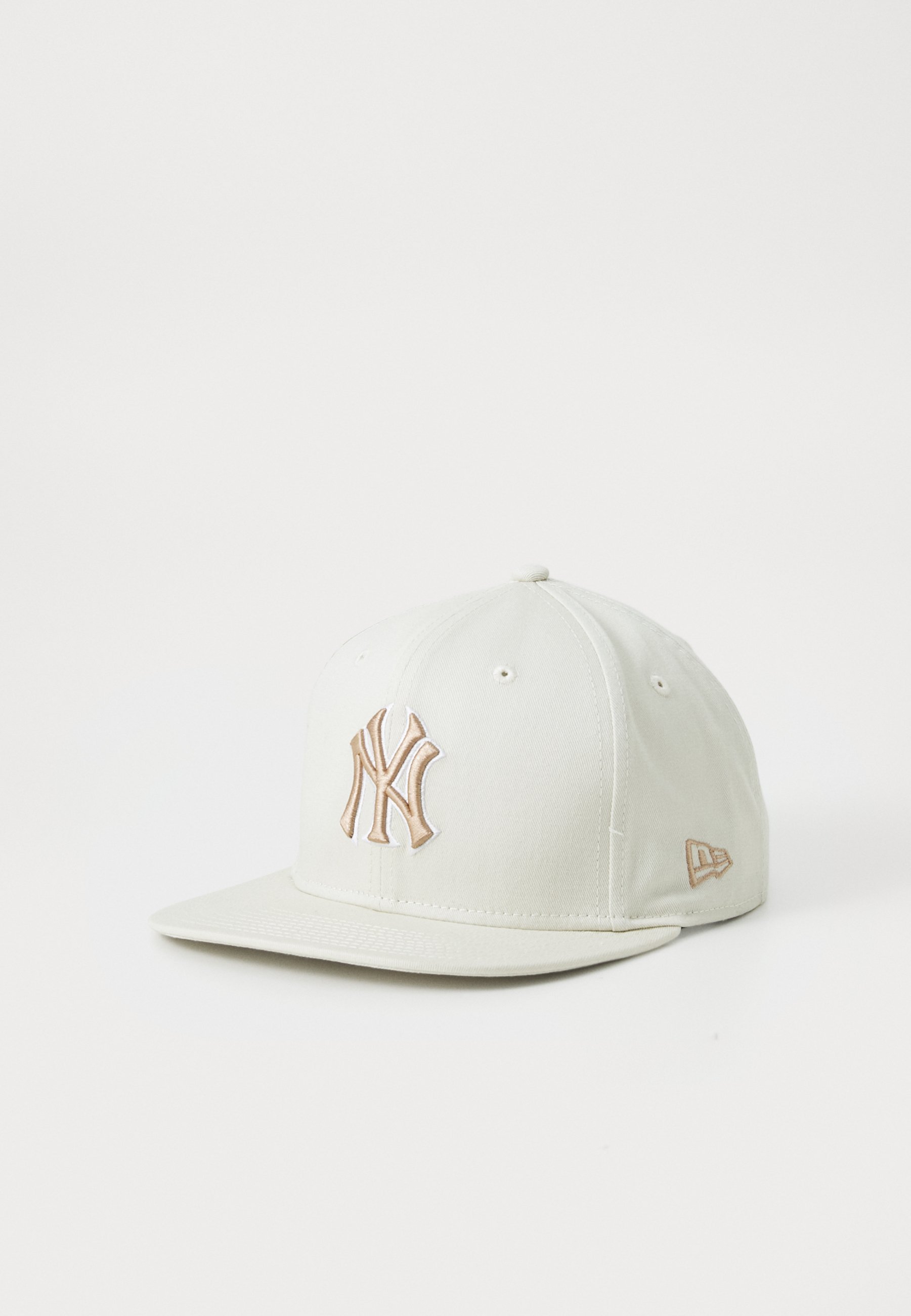 New Era petten