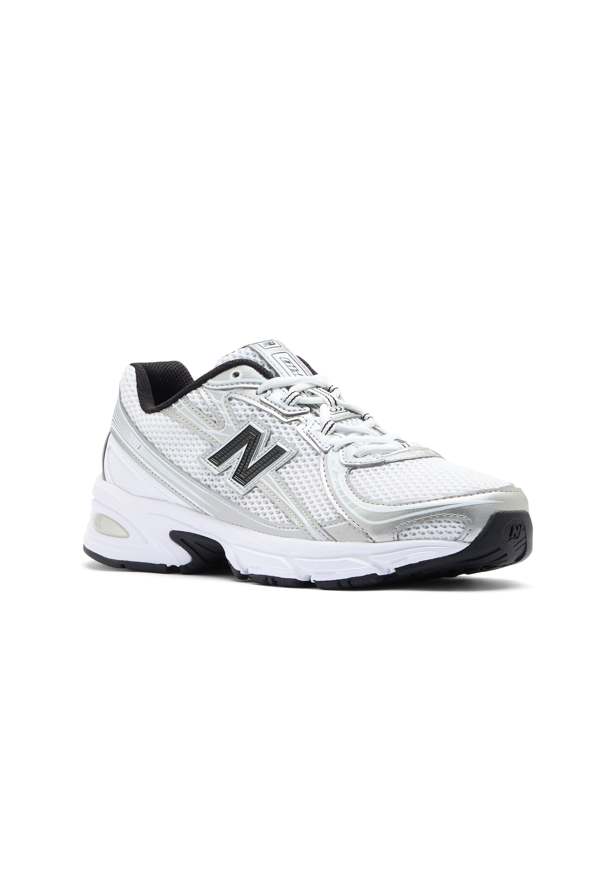 New Balance alacsony szárú edzőcipők