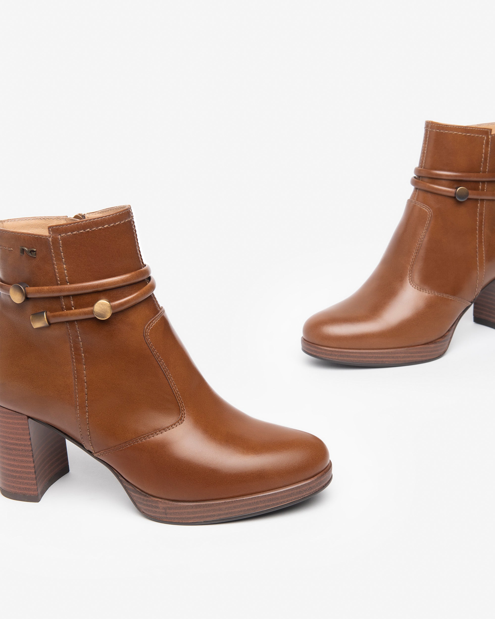  Damen-Ankle-Boots aus Leder