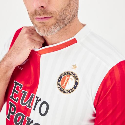  Uniforme do Feyenoord para jogos em casa, temporada 23/24