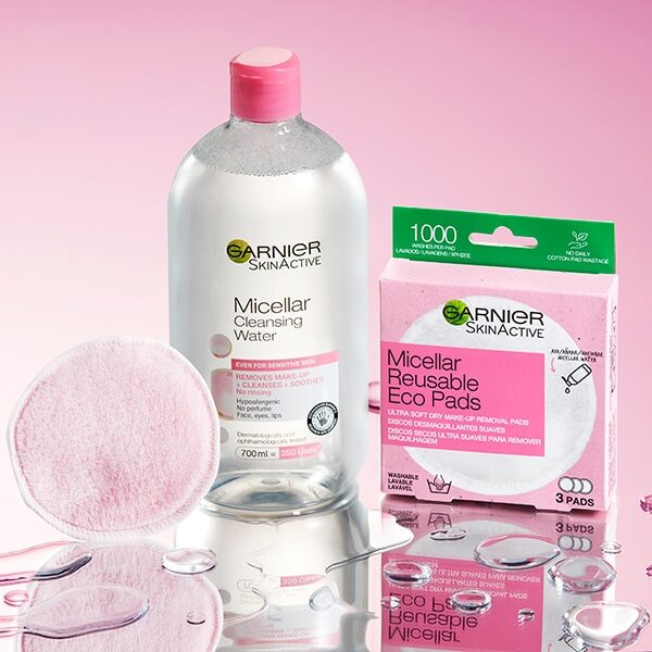 Paquete de limpieza suave con agua micelar y discos desmaquillantes ecológicos de Garnier