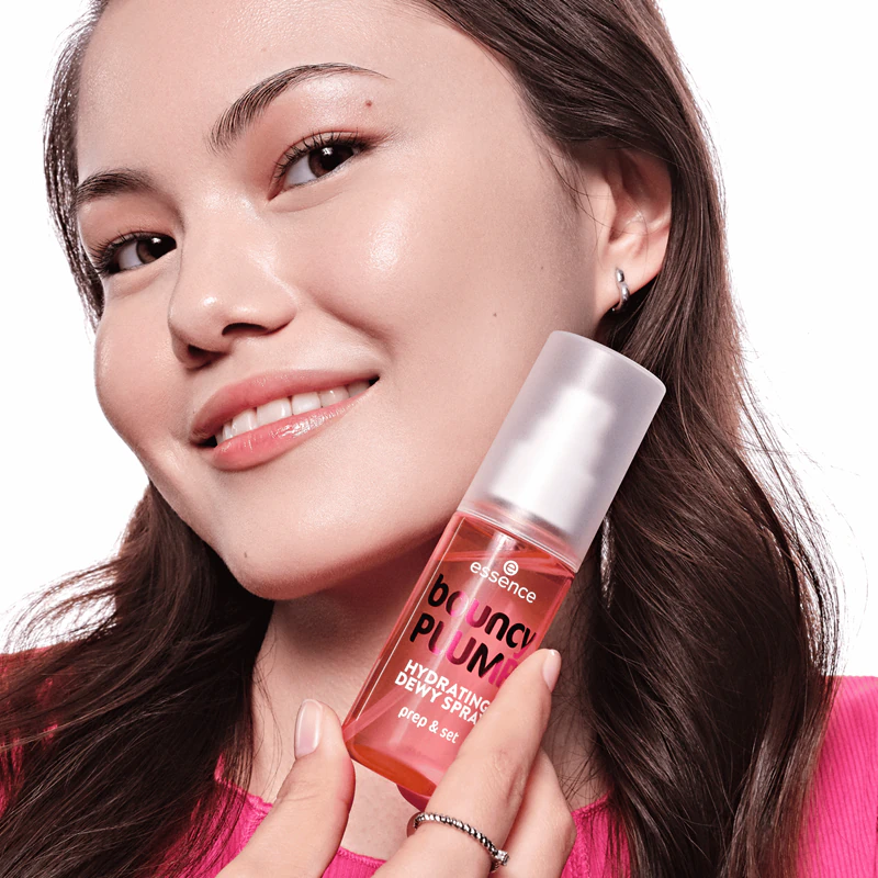 spray fixador de maquiagem hidratante e volumizador Essence Bouncy Plump