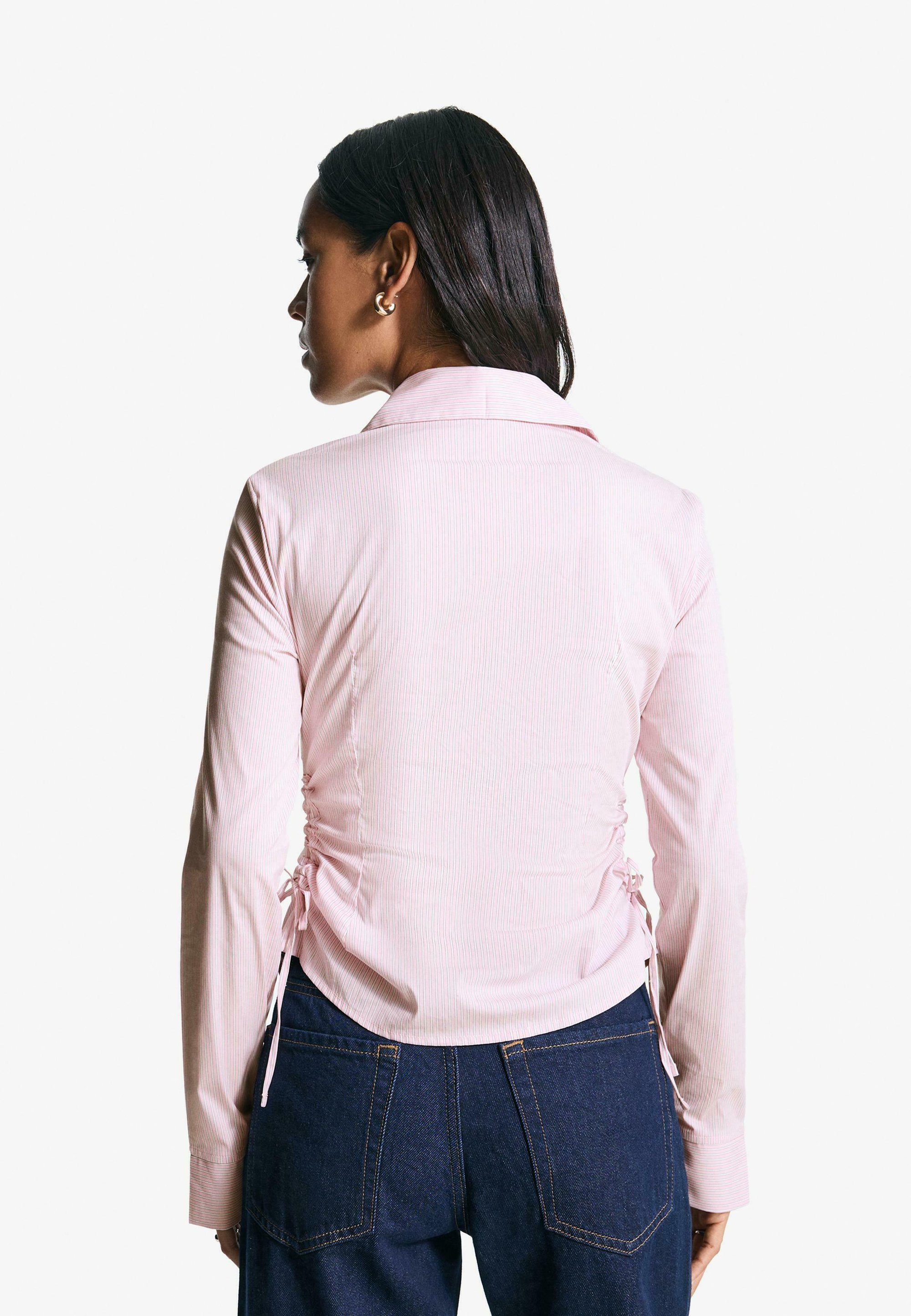 Bershka Bluse mit Knopfleiste – Hellrosa