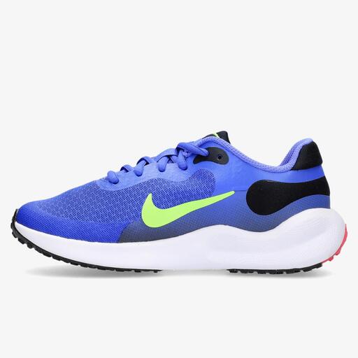  Nike Revolution 7