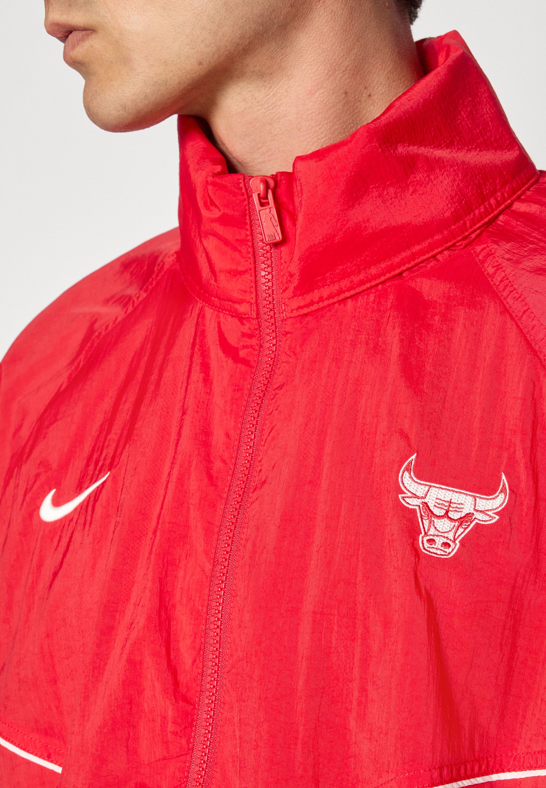 CHICAGO BULLS CLUB ANORAK - Tréninková bunda - black/white