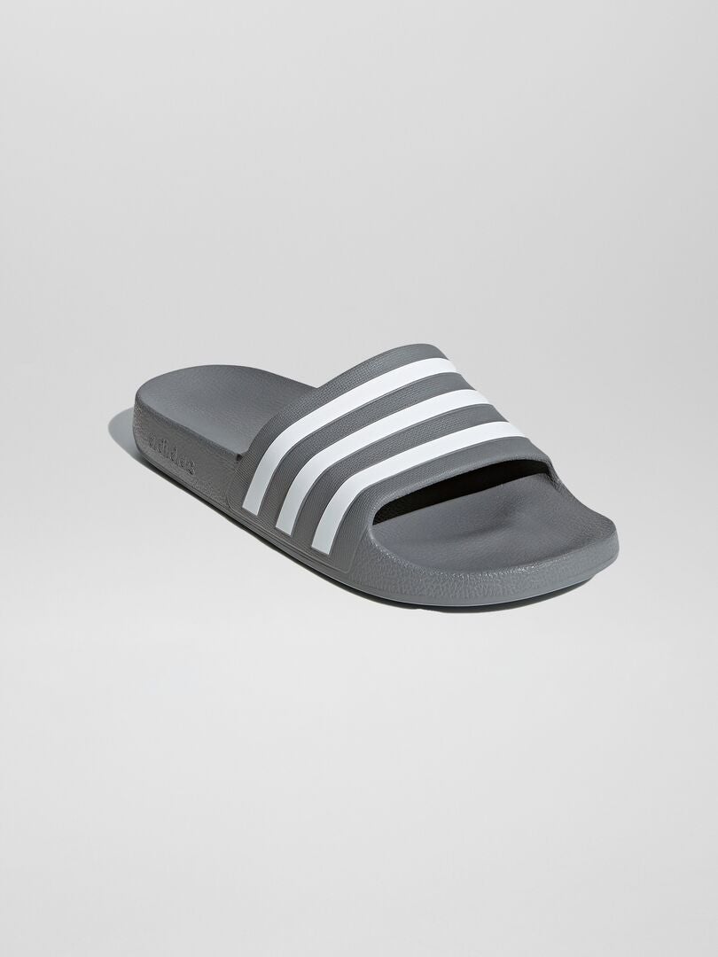 Chinelo 'adidas' 'adilette' - CINZA