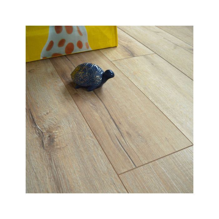 Parquet flottant Stratifié - KronoSwiss Noblesse V4 - Chêne Lugano 5G - Paquet de 2,131 m²