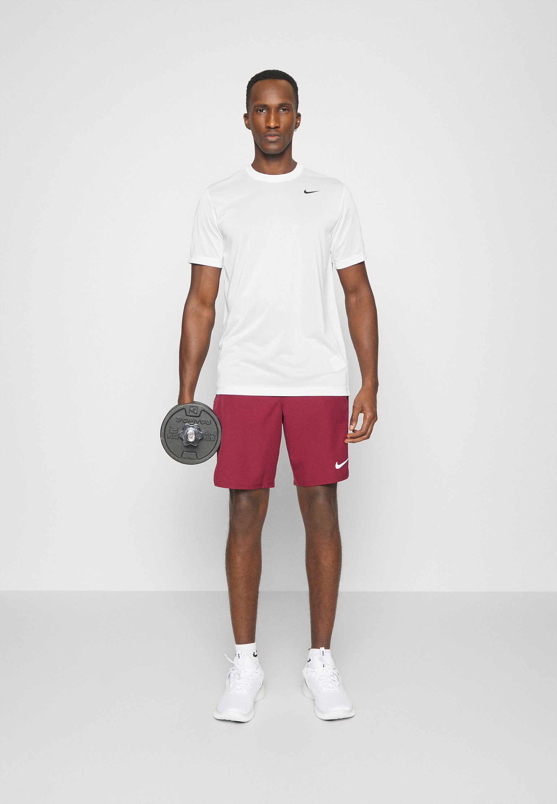 Nike Performance TEE RESET - Sportovní tričko - white/black