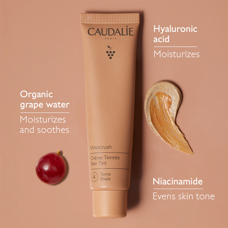 Caudalie Vinocrush Skin Tint CC krém, ktorý zjednocuje tón pleti a hydratuje ju.