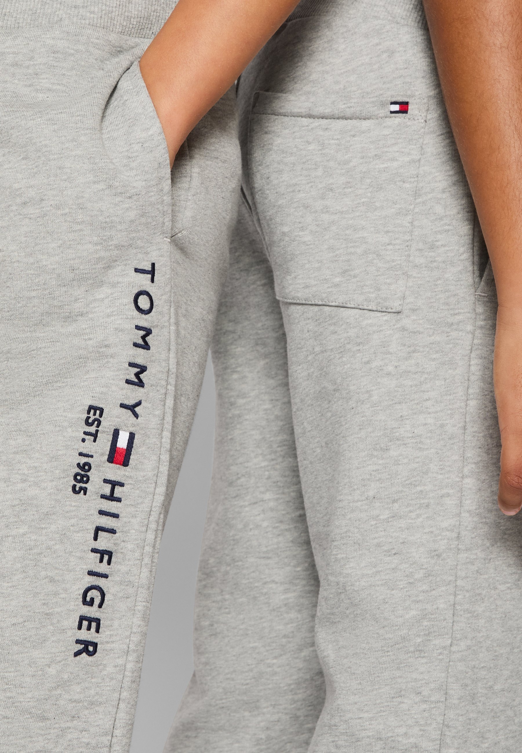 Tommy Hilfiger ESSENTIAL UNISEX - Trainingsbroek - lichtgrijs gemêleerd