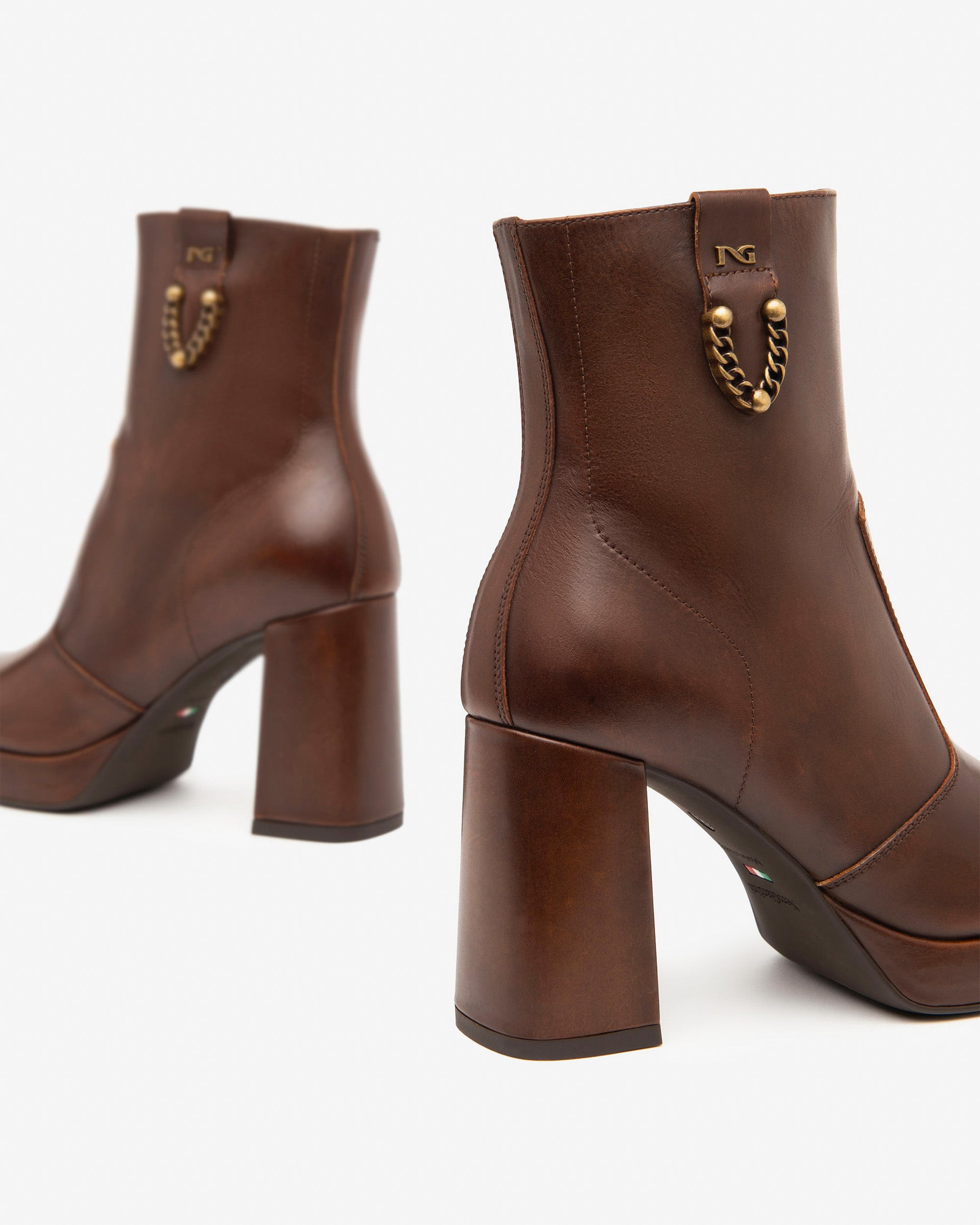  Damen-Ankle-Boots aus Leder