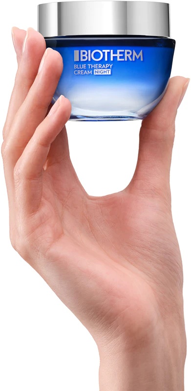 „Biotherm Blue Therapy Night Cream“ naktinis kremas nuo raukšlių visiems odos tipams.