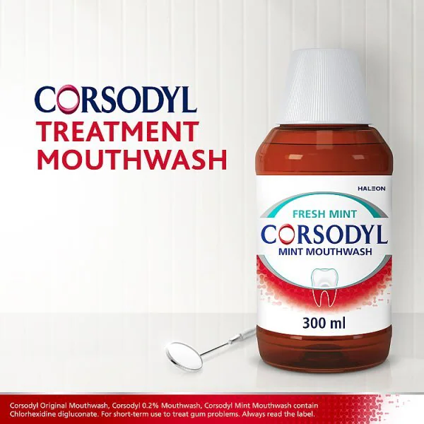 Enjuague bucal antibacteriano Corsodyl sin alcohol 300 ml