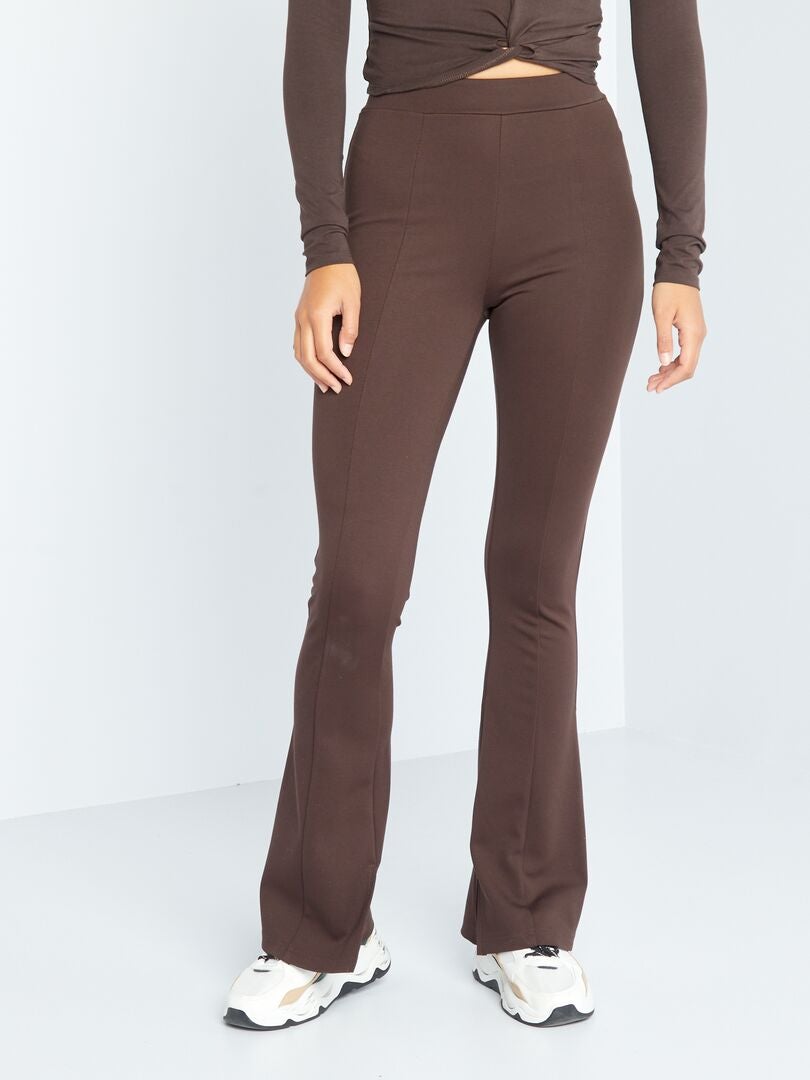 Spodnie rozszerzane typu bootcut z rozcięciami - BRĄZOWE