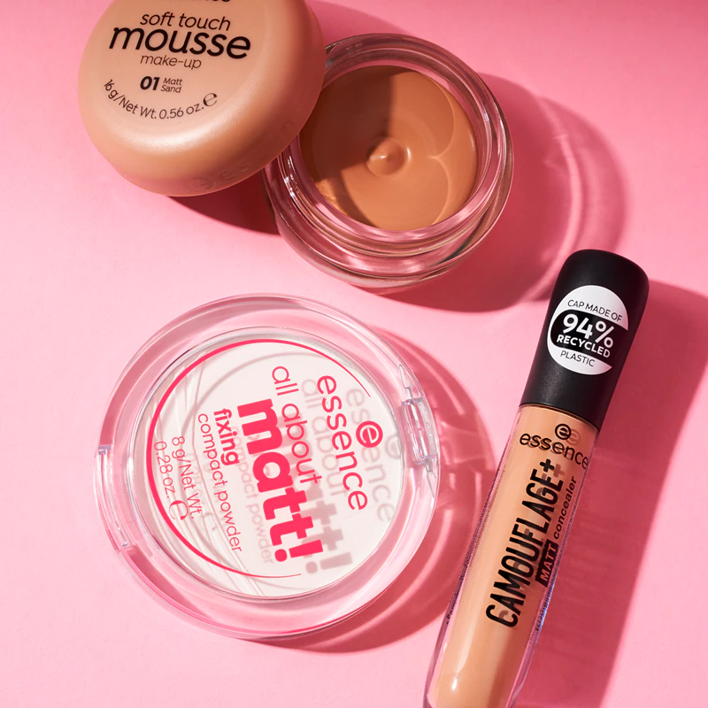 essence All About Matt! doorschijnend compactpoeder