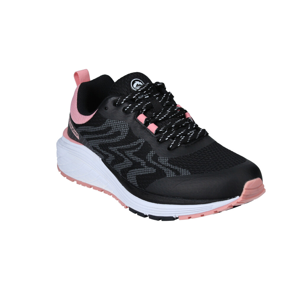 Die Geschichte von J'Hayber Sneakers