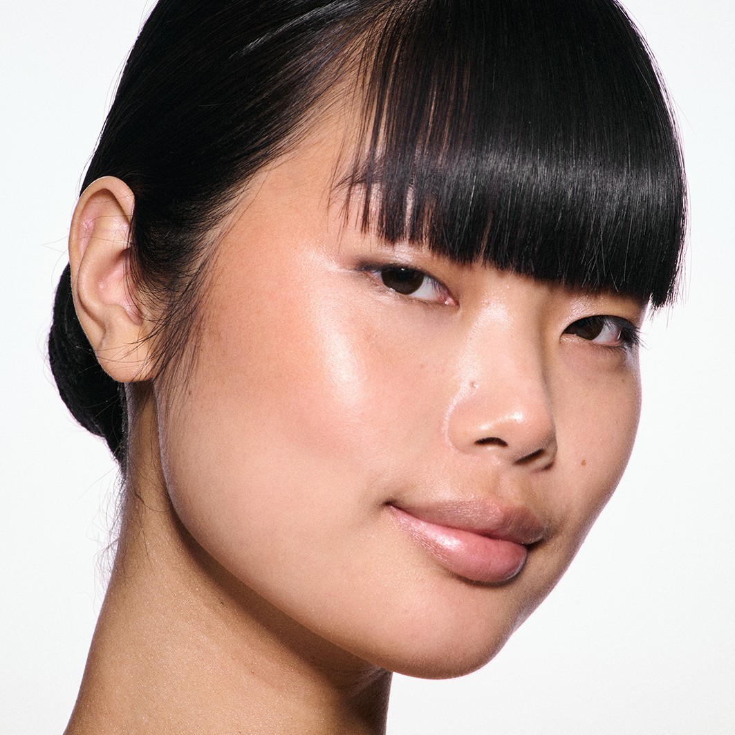 MAC izgaismotājs Skinfinish Lightstruck - 15 ml