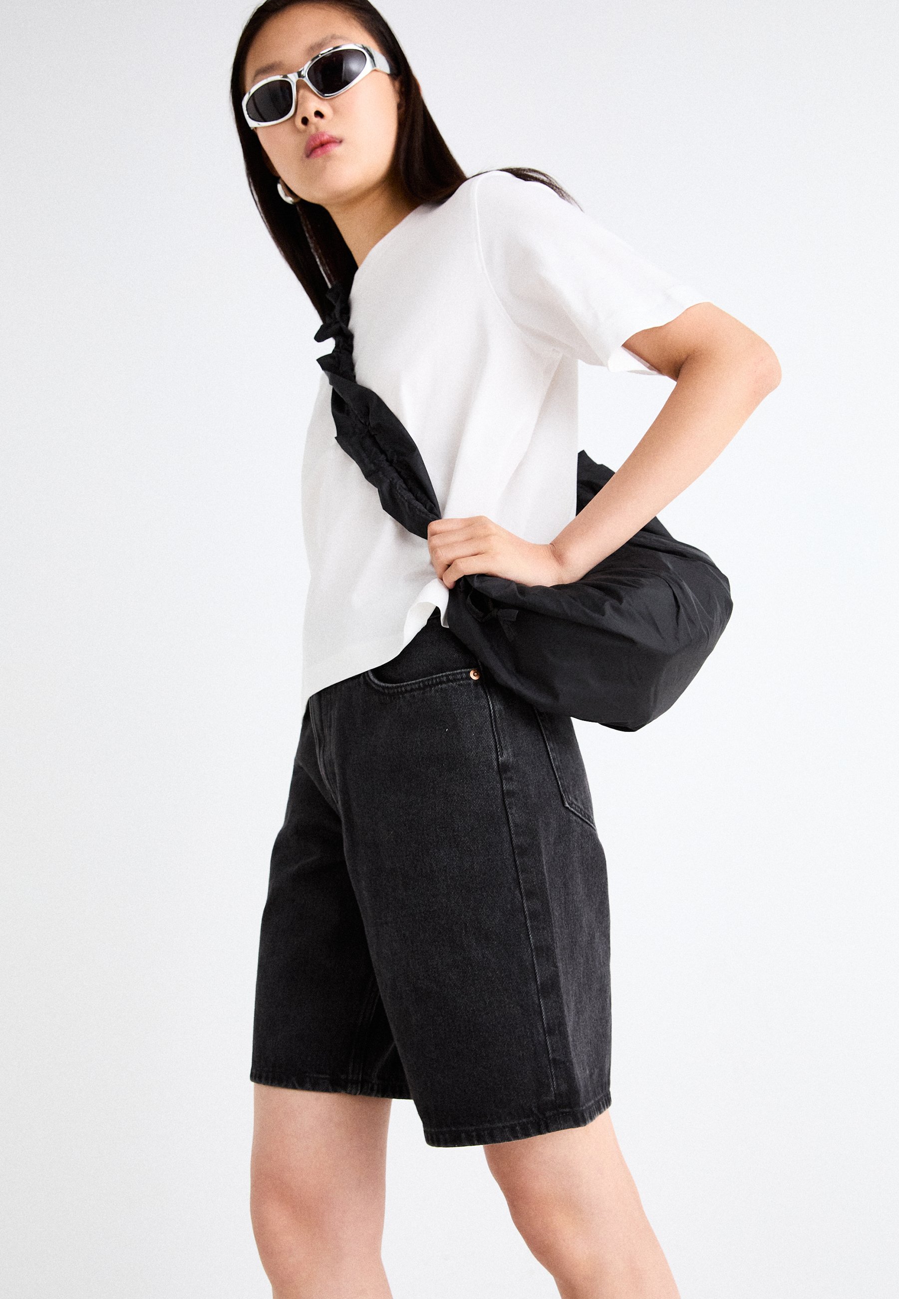 Shorts jeans MONTEREY LOW RISE para uso durante a semana - preto ajustado