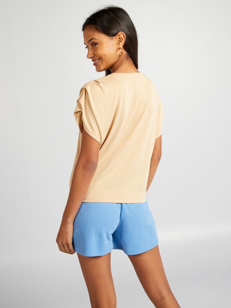 Camiseta con mangas plisadas - BEIGE