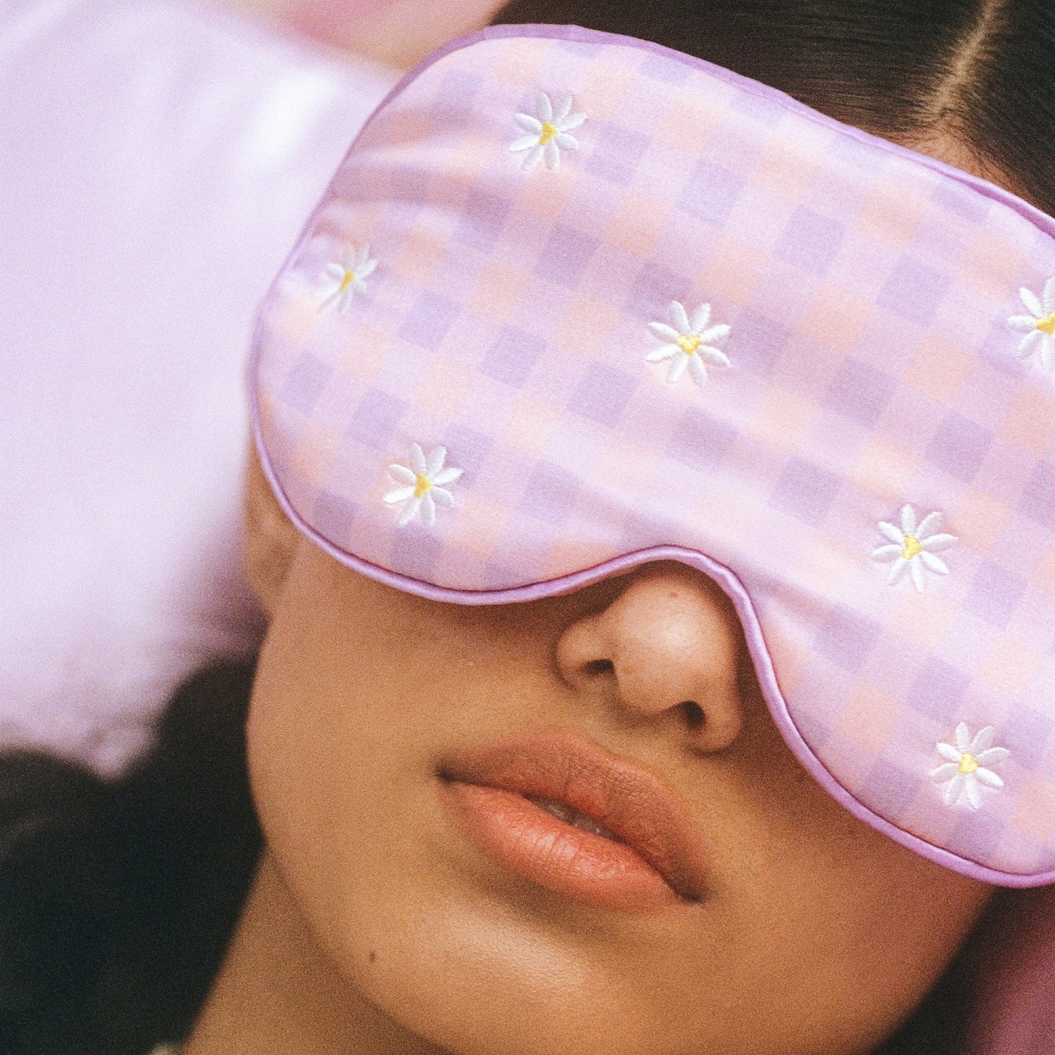 Slip contour sleep mask