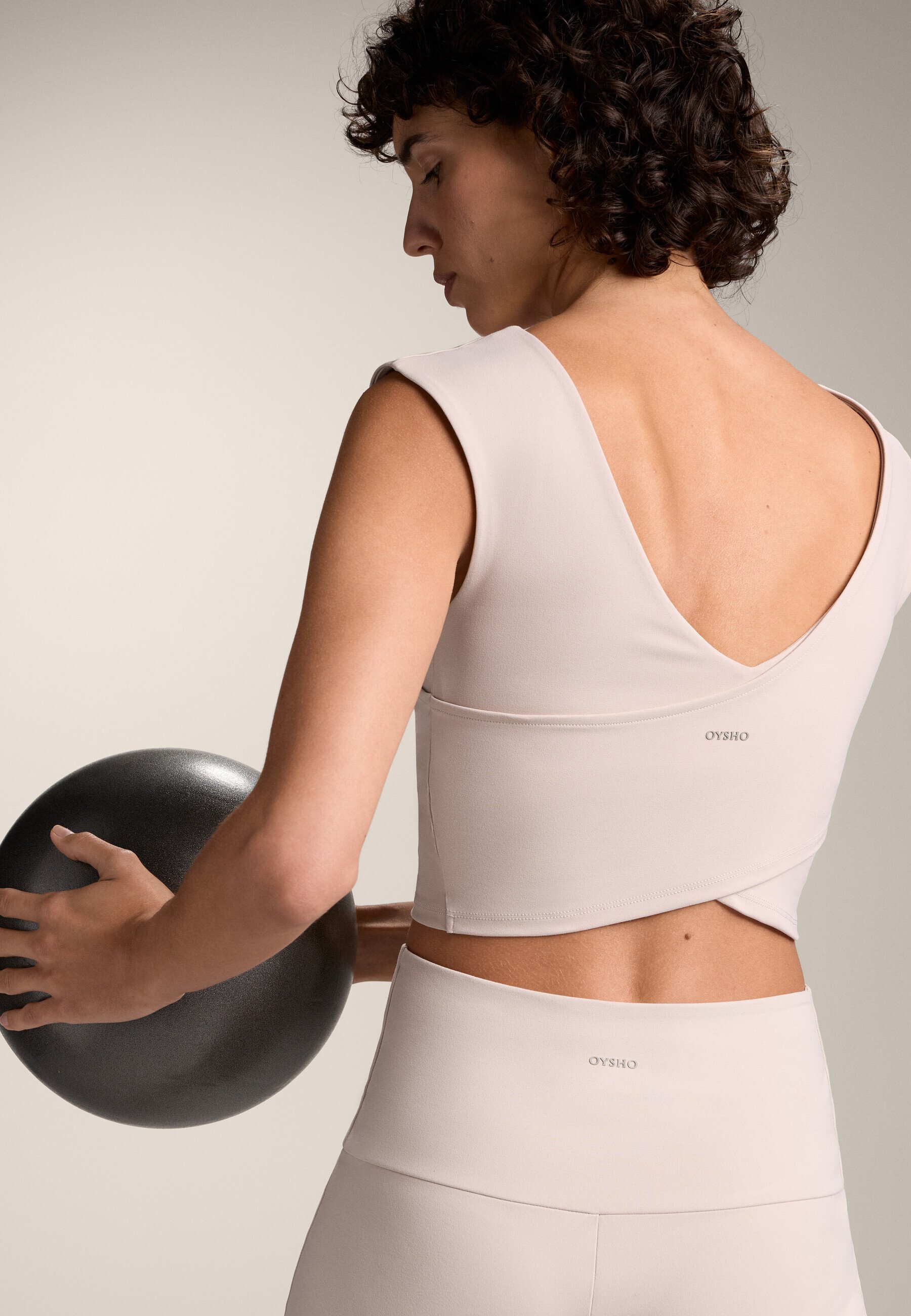 OYSHO COMFORTLUX CROSSOVER - Viršutinė dalis - smėlio spalvos