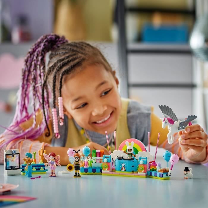 LEGO Friends 42661 Unicorn and Fairy Costume Party - Game for ages 6+