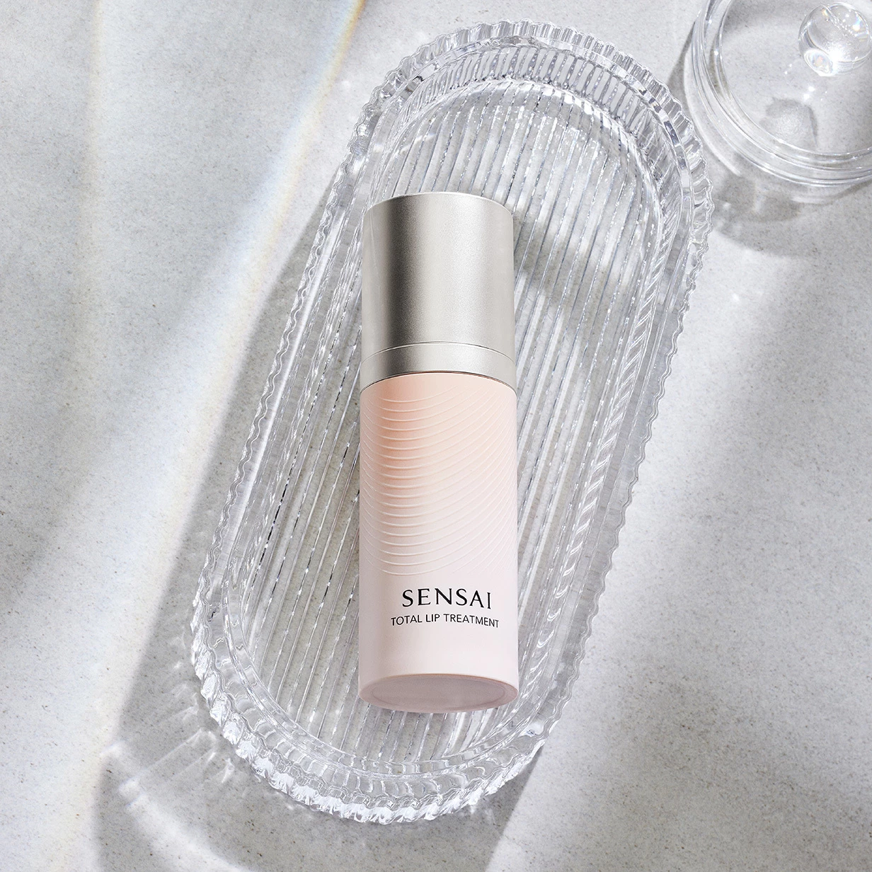 Tratament total pentru buze 15 ml - SENSAI